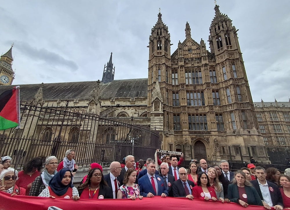 Ribuan Demonstran Inggris Serukan Embargo Senjata untuk Israel