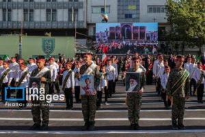 Ratusan Ribu Orang Hadiri “Janfsds-ye Iran” di Tehran